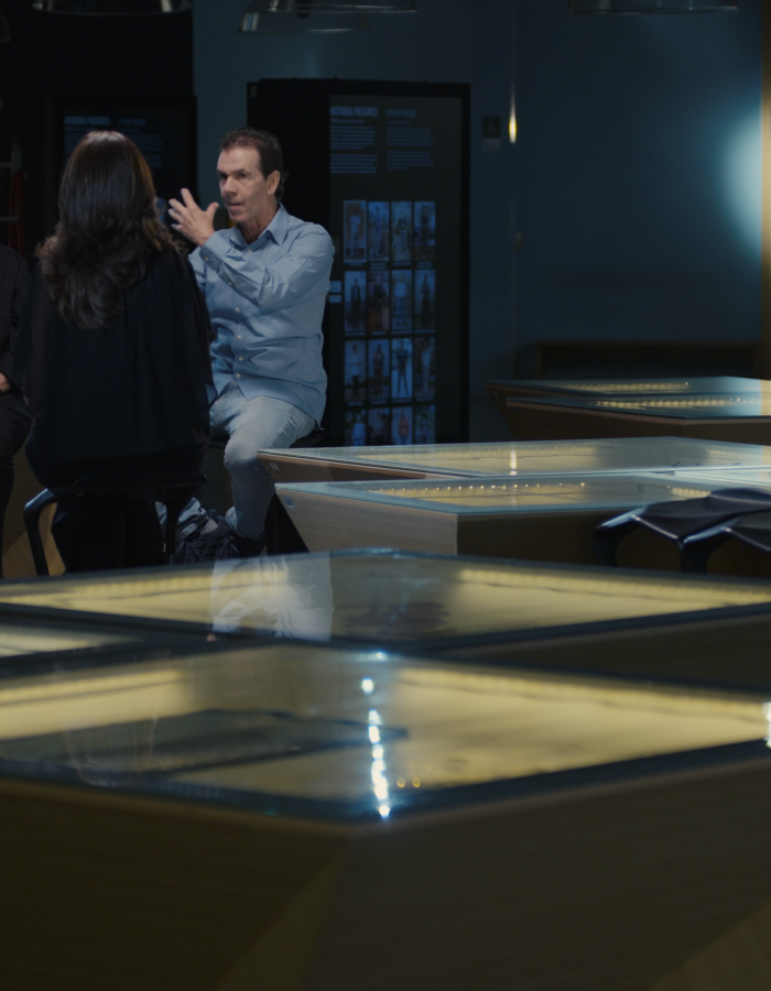 EXORCIZARTE_PABLO_EPISODIO_02_ADRENALINA_DETRAS_DEL_LENTE_COLOR.00_12_13_02.Imagen fija112
